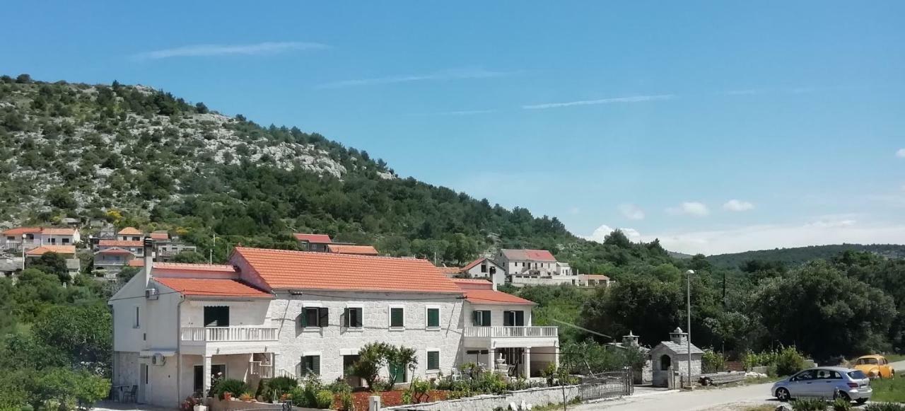 Apartment Nada Rogoznica  Ngoại thất bức ảnh